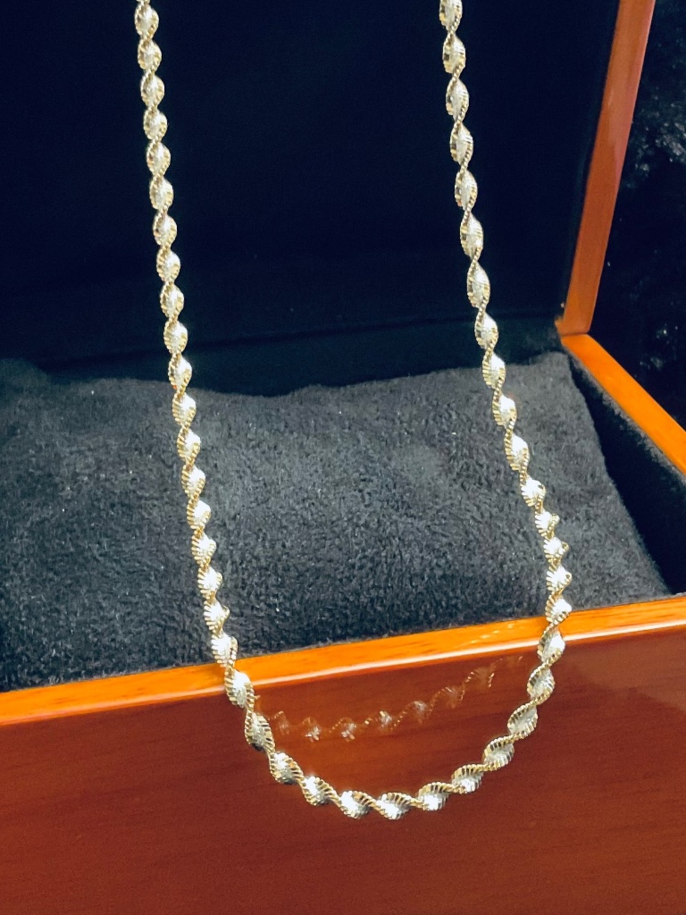 ✨ 36" Italian Sterling Silver Two-Tone Twisted Margarita Chain - Stamped 925 ✨